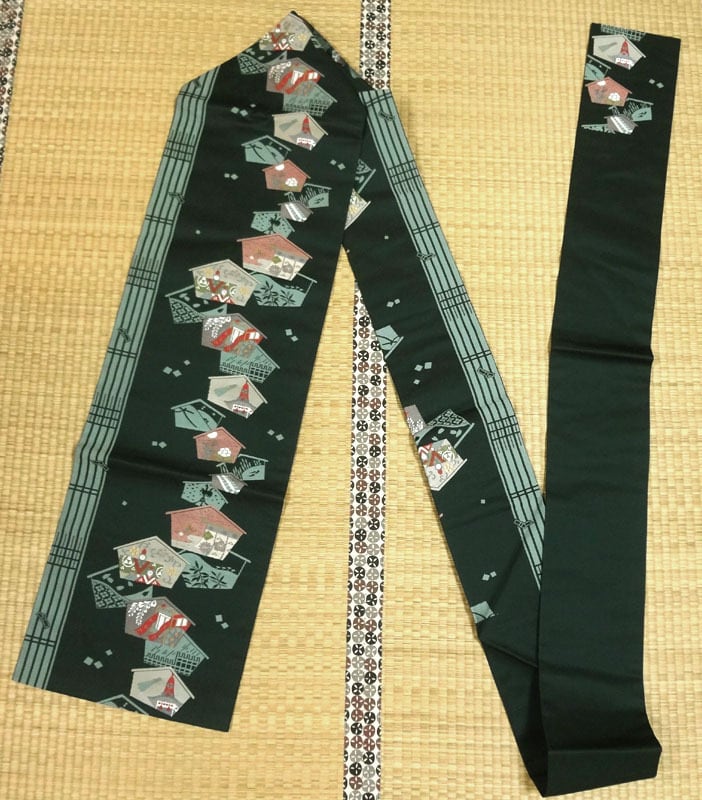 濃い錆鉄御納戸色に絵馬柄 名古屋帯 | アンティーク・リサイクルきもの
