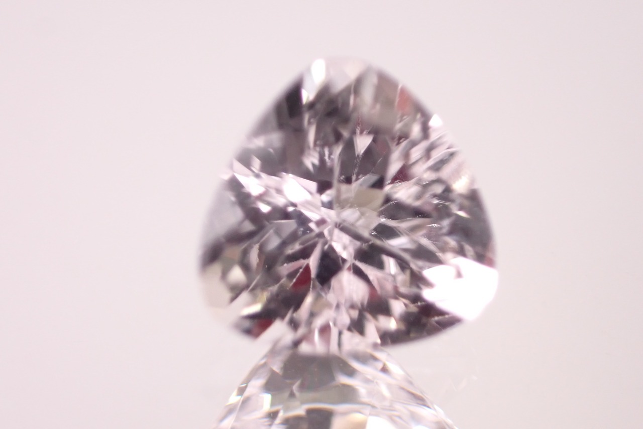 クンツァイト　1.58ct　[D3-208]