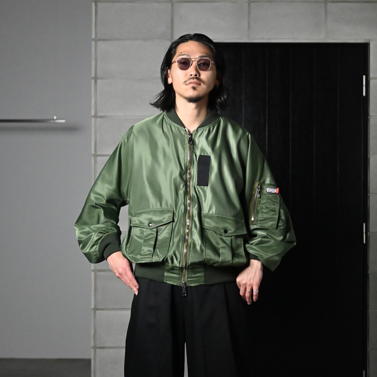 Leh (レー)Bonber Jacket、Wrap Wide Slacksコーディネート