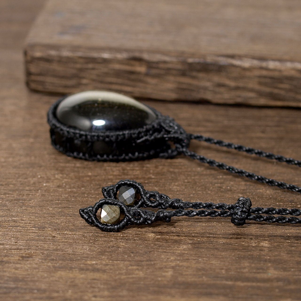 #2053 ♡ゴールドオブシディアン&モリオン&水晶天然石♡マクラメネックレス 2053 ♡ゴールドオブシディアン&モリオン&水晶天然石♡マクラメ