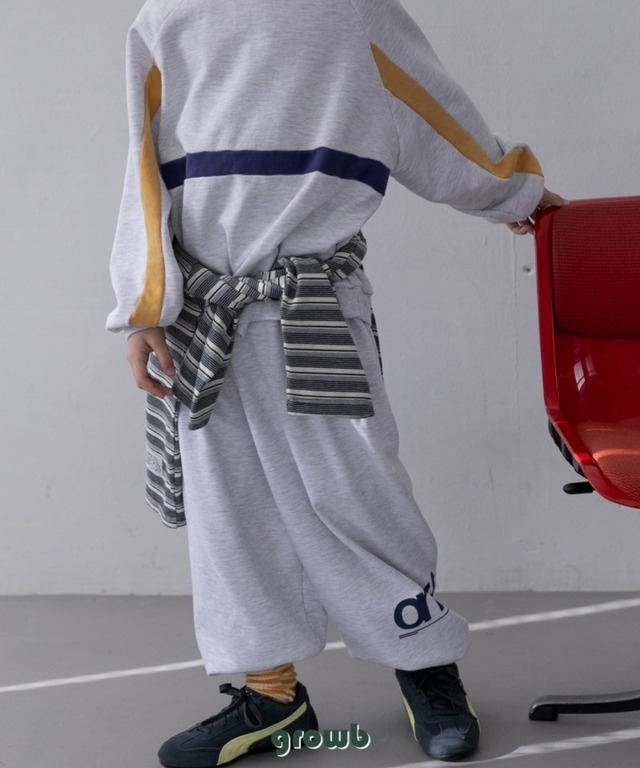 《送料無料》予約:ONトレーナー【growb】※ジュニアサイズ