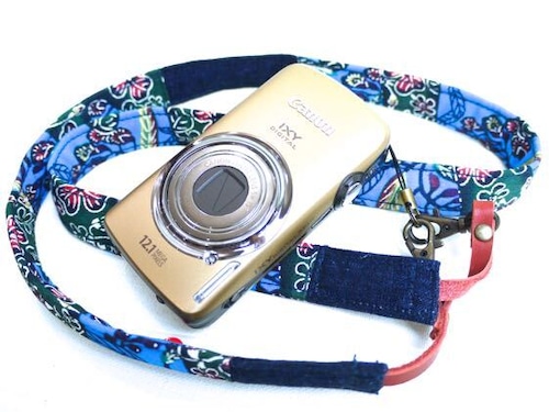 カメラストラップ　2㎝巾　コンパクトカメラ＆携帯用　両面　紅型デザイン　反物　月桃　青