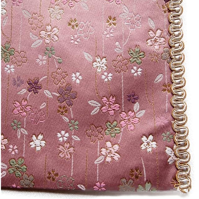 手刺繍の最高峰【絽刺し】 お使い勝手抜群の【全通柄】 華麗な帯姿に