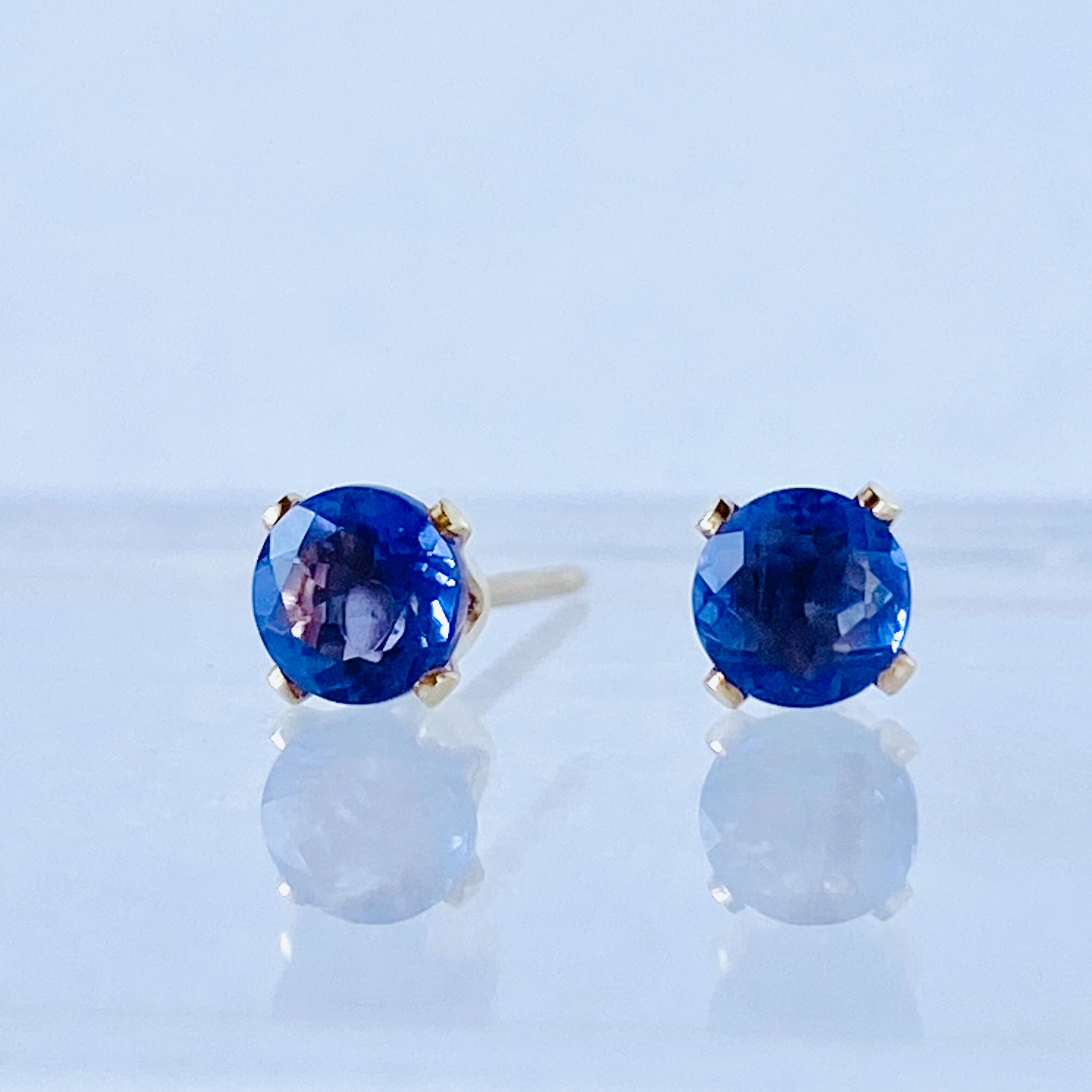 14KGF 宝石質カラーチェンジフローライトピアス スタッドピアス 直結