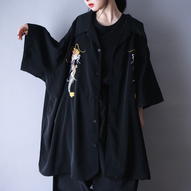 "KING SIZE" double dragon embroidery XXXXXL super over silhouette h/s shirt