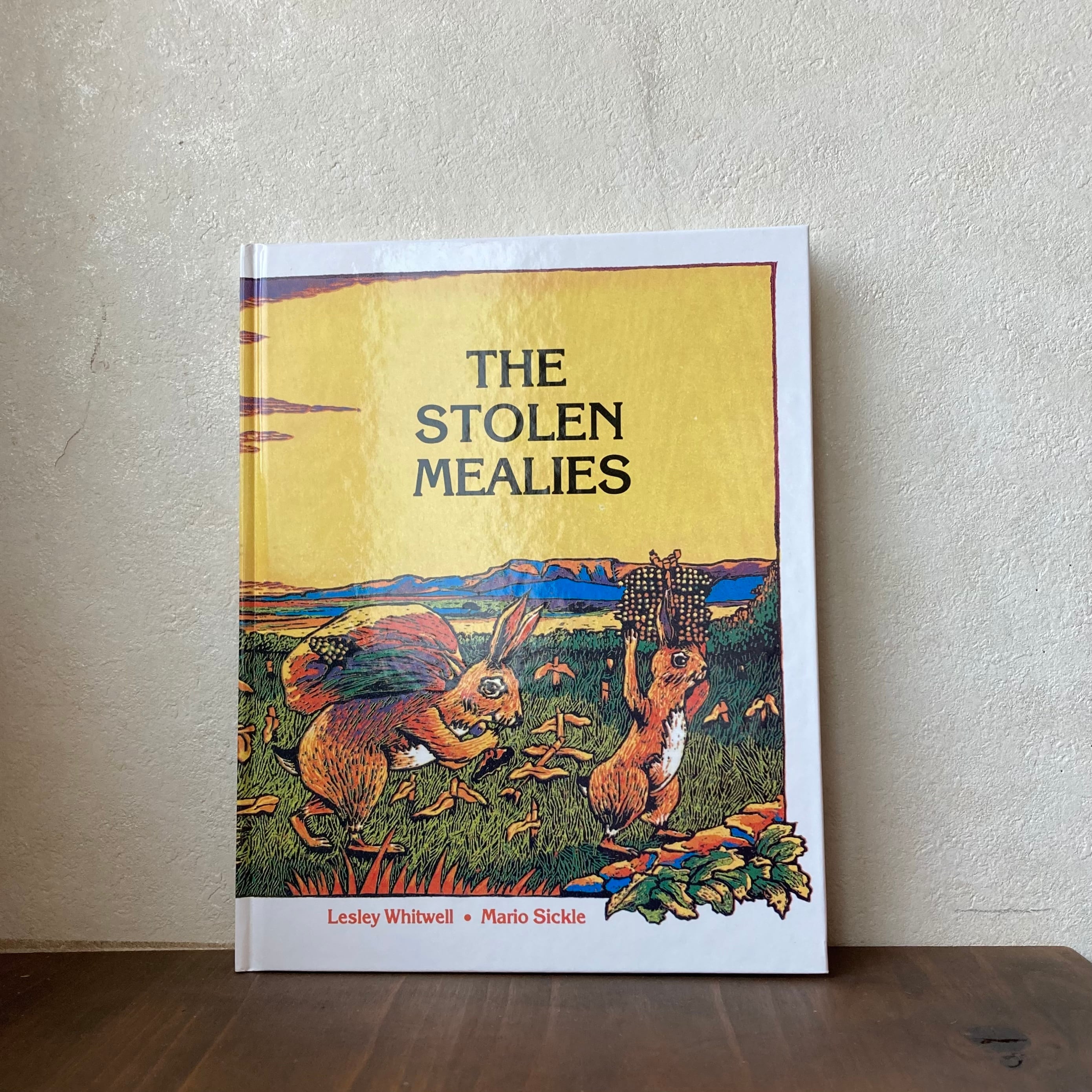 THE STOLEN MEALIES(丸善フォセット52)