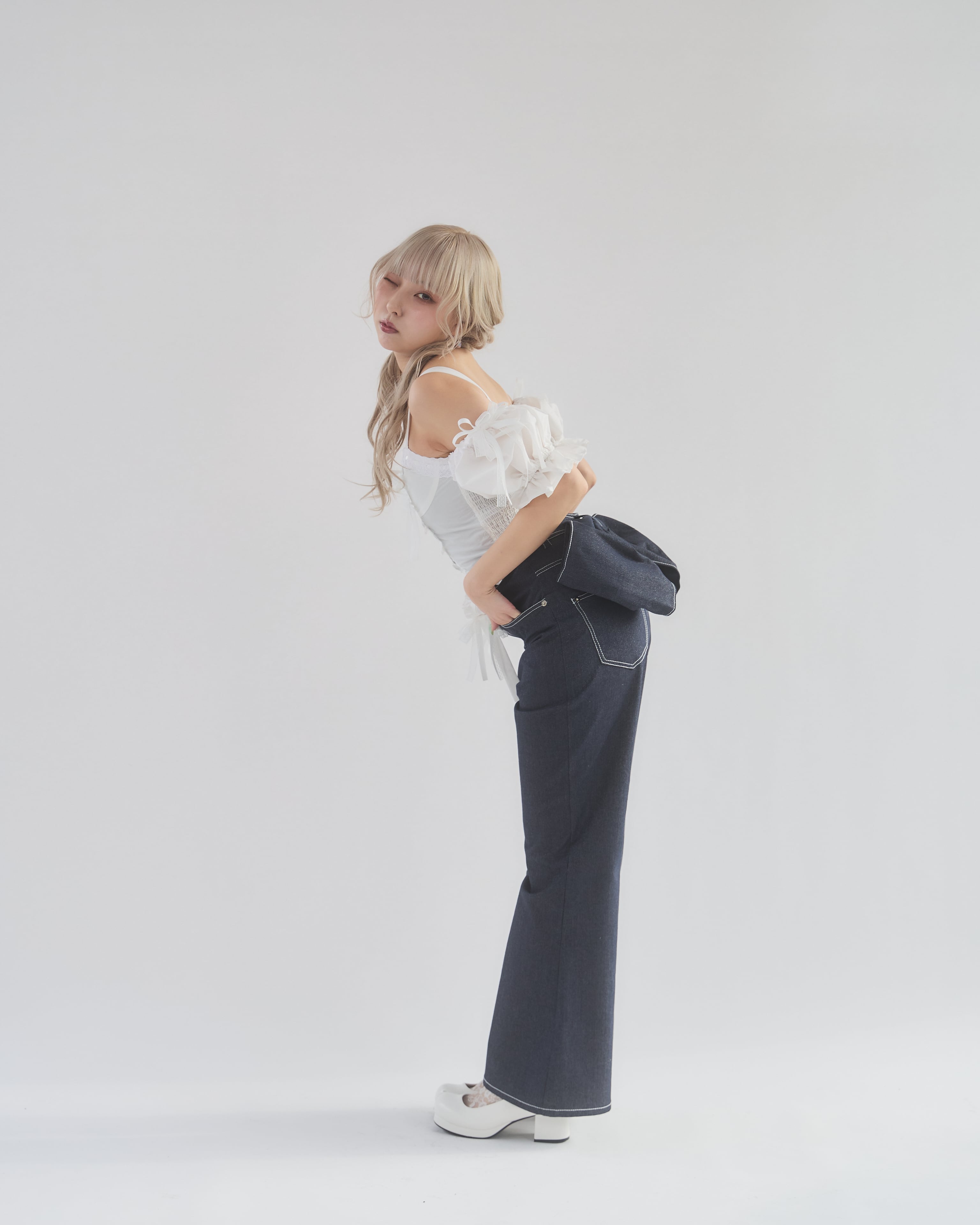 Starry⭐︎バックリボンラメデニムパンツ | lilLilly official webstore