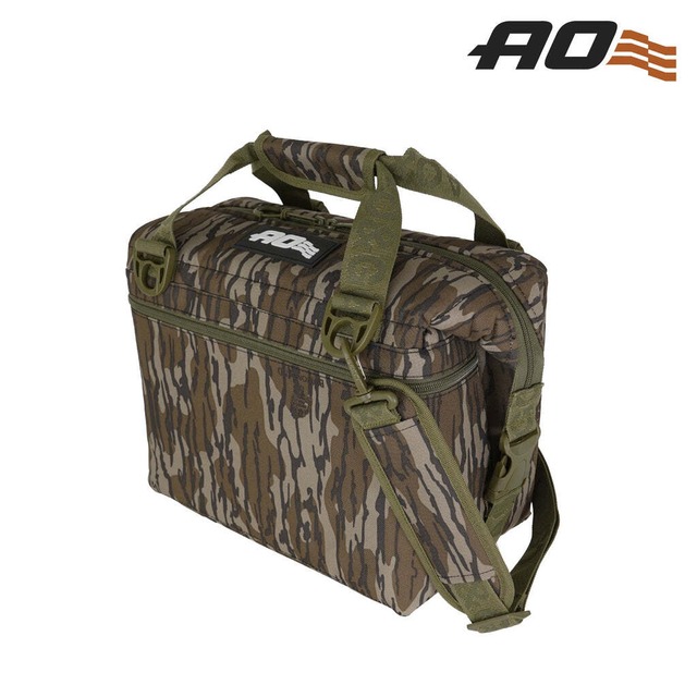【20％OFF】AO Coolers 24パック キャンバス ソフトクーラー ボトムランド