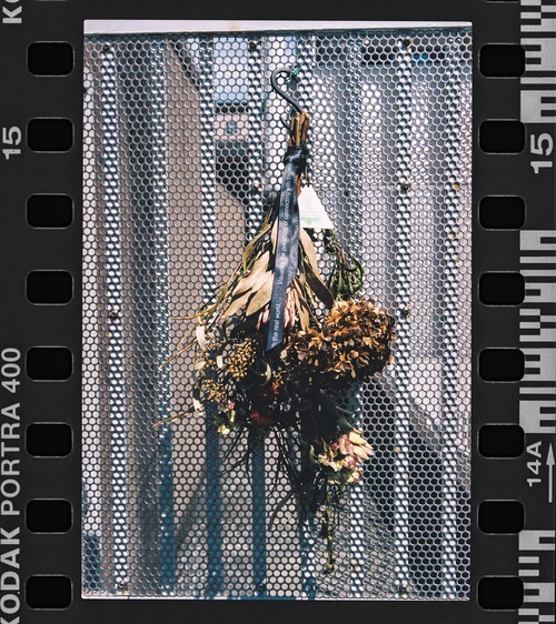 Arrangement. *ready-made