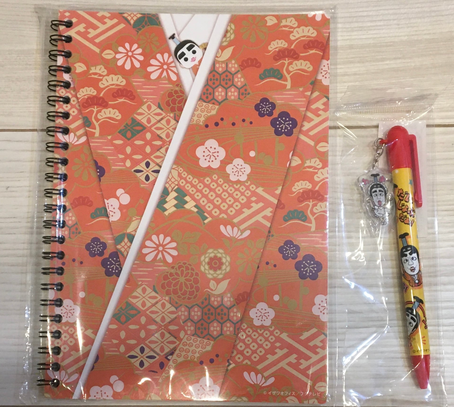 新作揃え 志村けんのバカ殿様 御朱印帳 と パスケース 総柄巾着 の3点