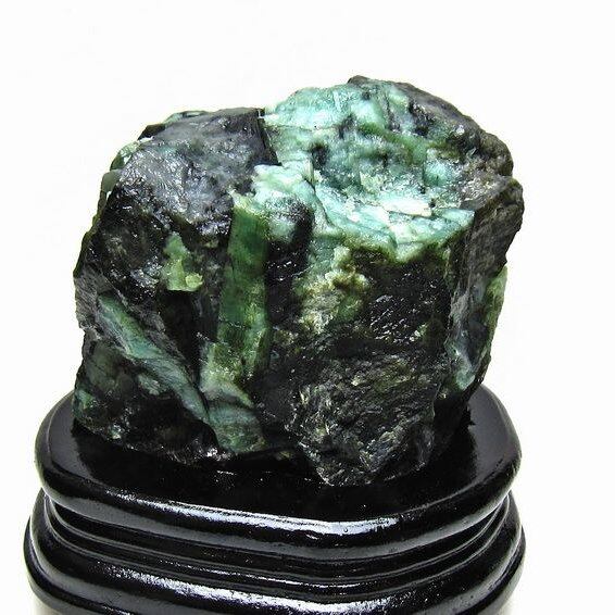 エメラルド 原石 台座付属 一点物 181-4680