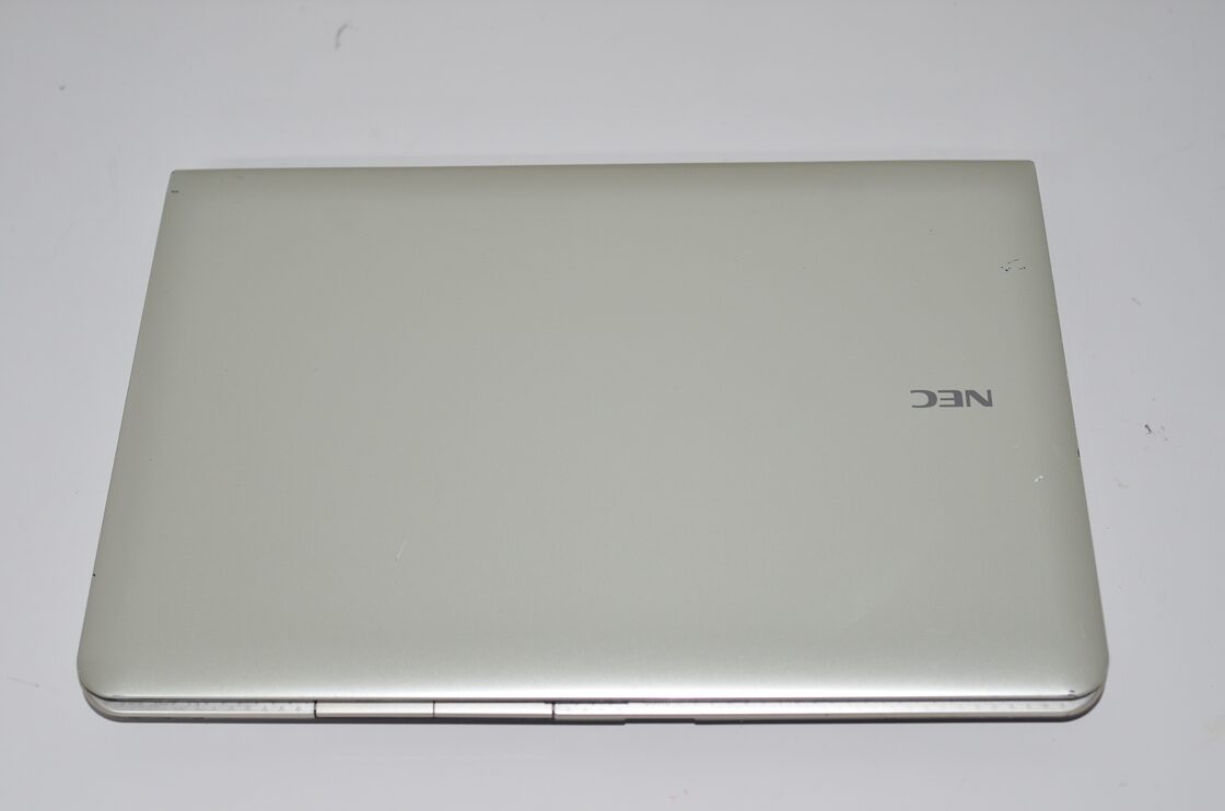 中古軽量ノートパソコン 気安 Windows11 office 爆速SSD256GB 東芝 V72 