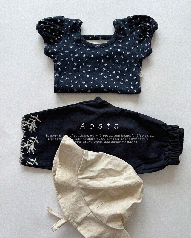 予約⌇aosta / Open back puff blouse