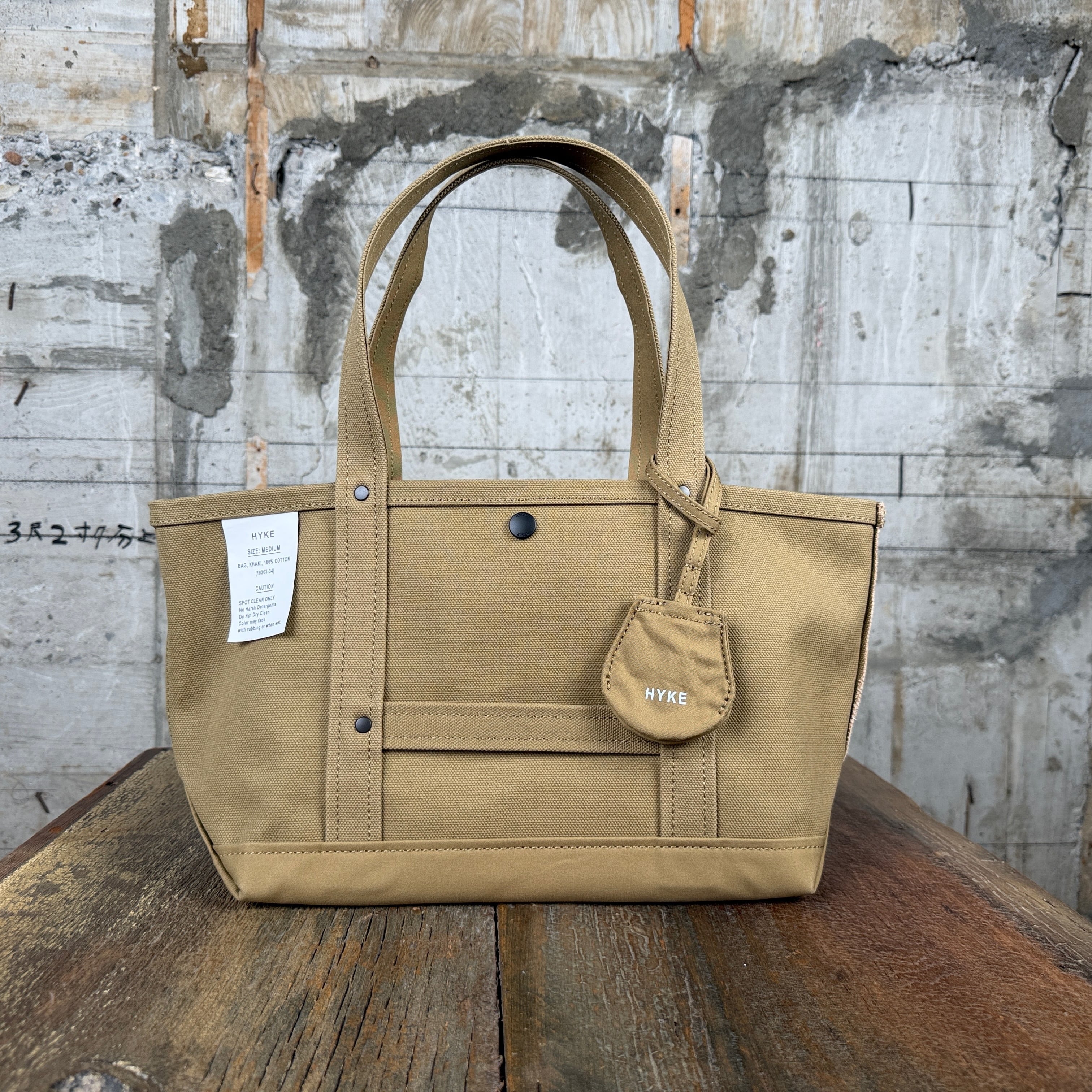 HYKE【ハイク】TOTE BAG (MEDIUM) (19363) | glamour online