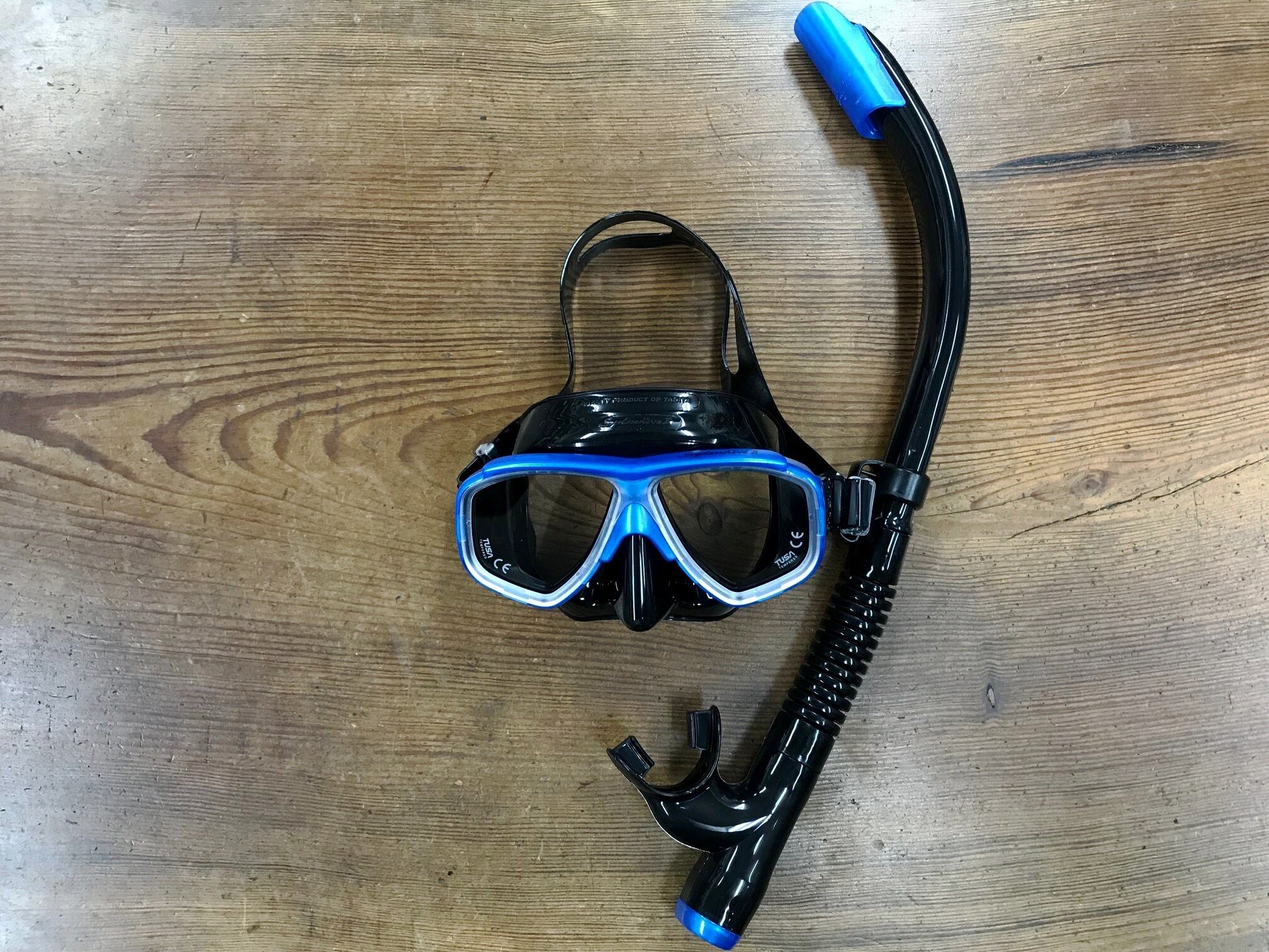 スノーケリングにも最適！！ TUSAマスク＆スノーケルセット | E.B.Divers