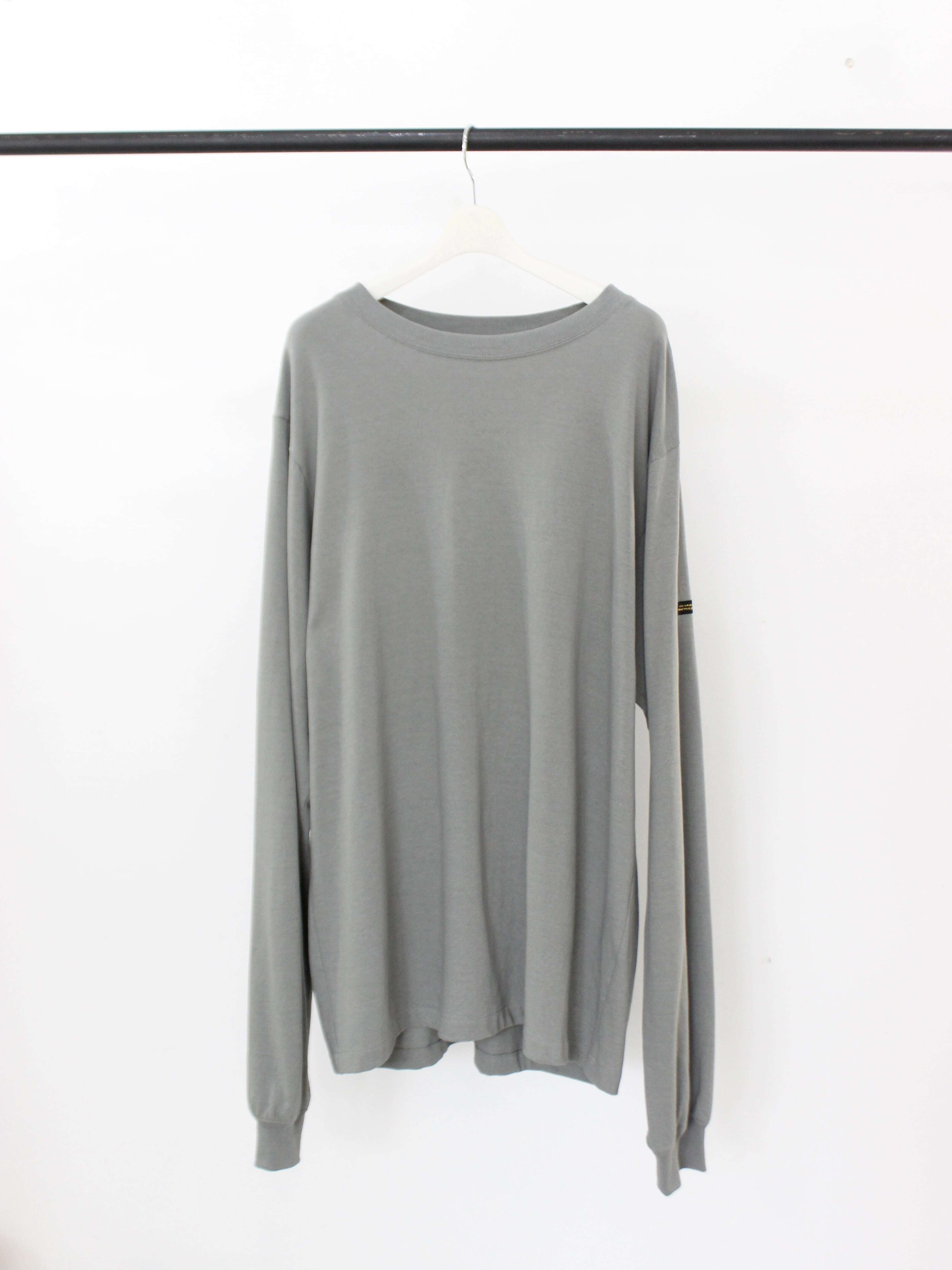 【RICENINETEN】LOOSE SLEEVE L/S TEE RICENINETEN】LOOSE SLEEVE L/S TEE | THE OUR