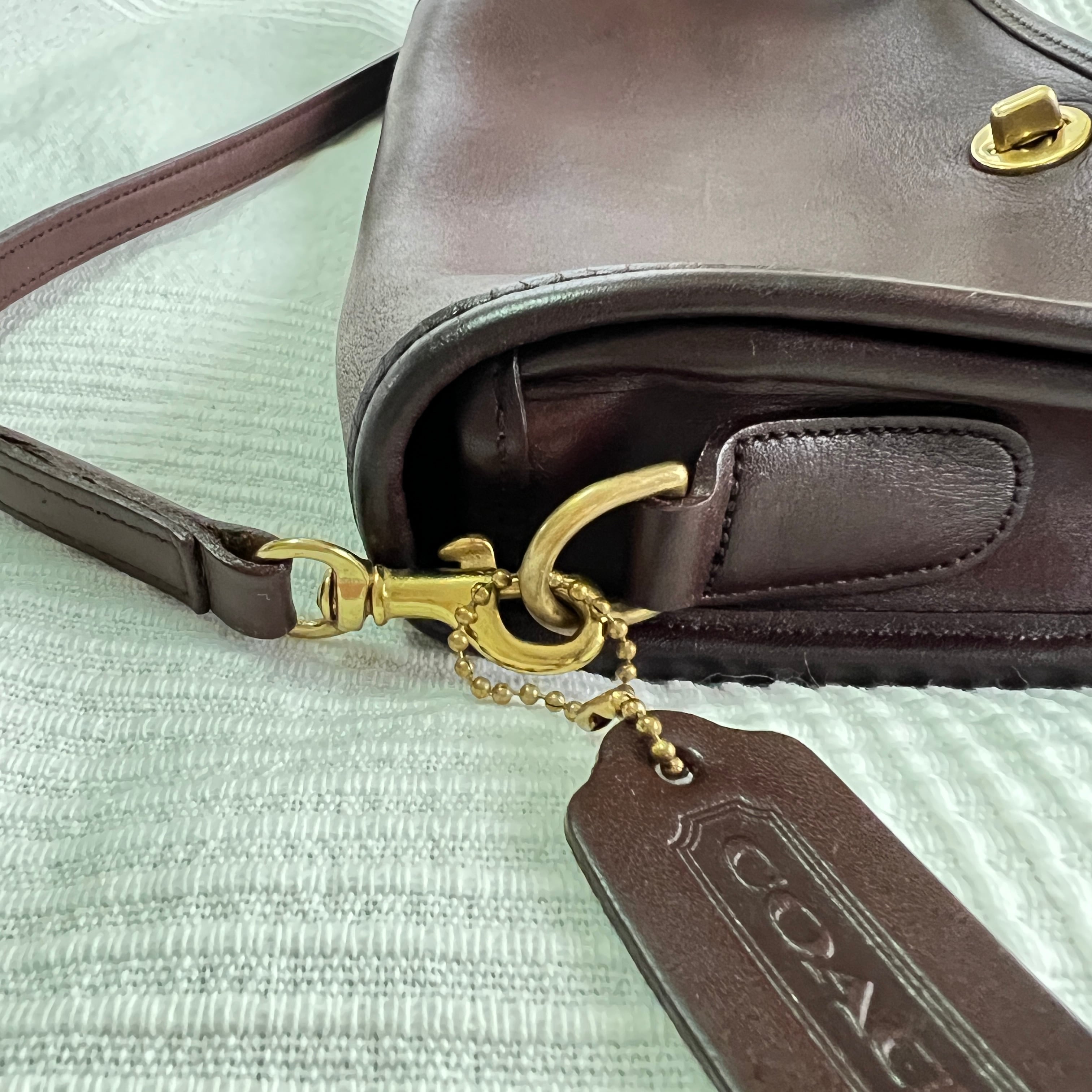 Vintage Coach #9755 POCKET PURSE 1997 | ONE VINTAGE