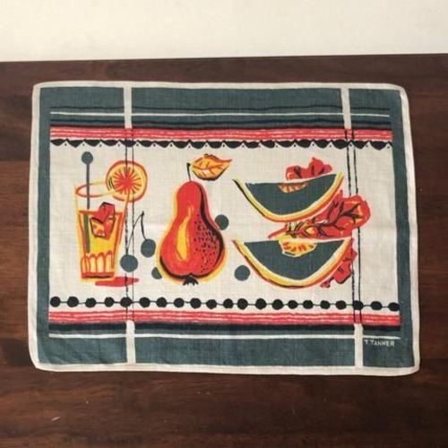 SWEDEN FRUITS LINEN TABLE MAT