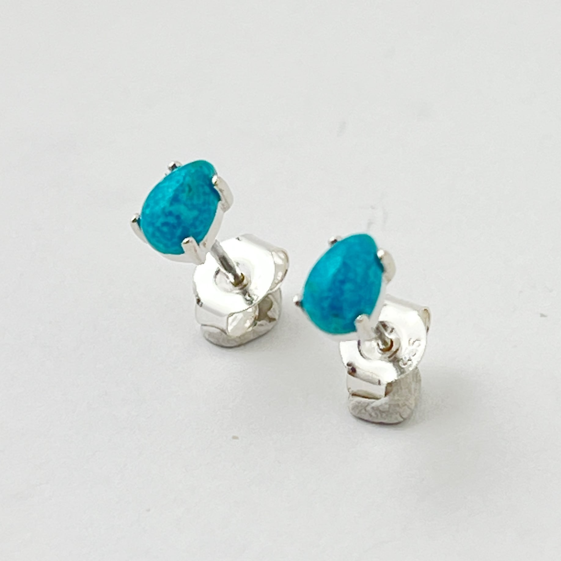 アリゾナ ターコイズ ドロップ 爪 スタッド ピアス 小さめピアス Small