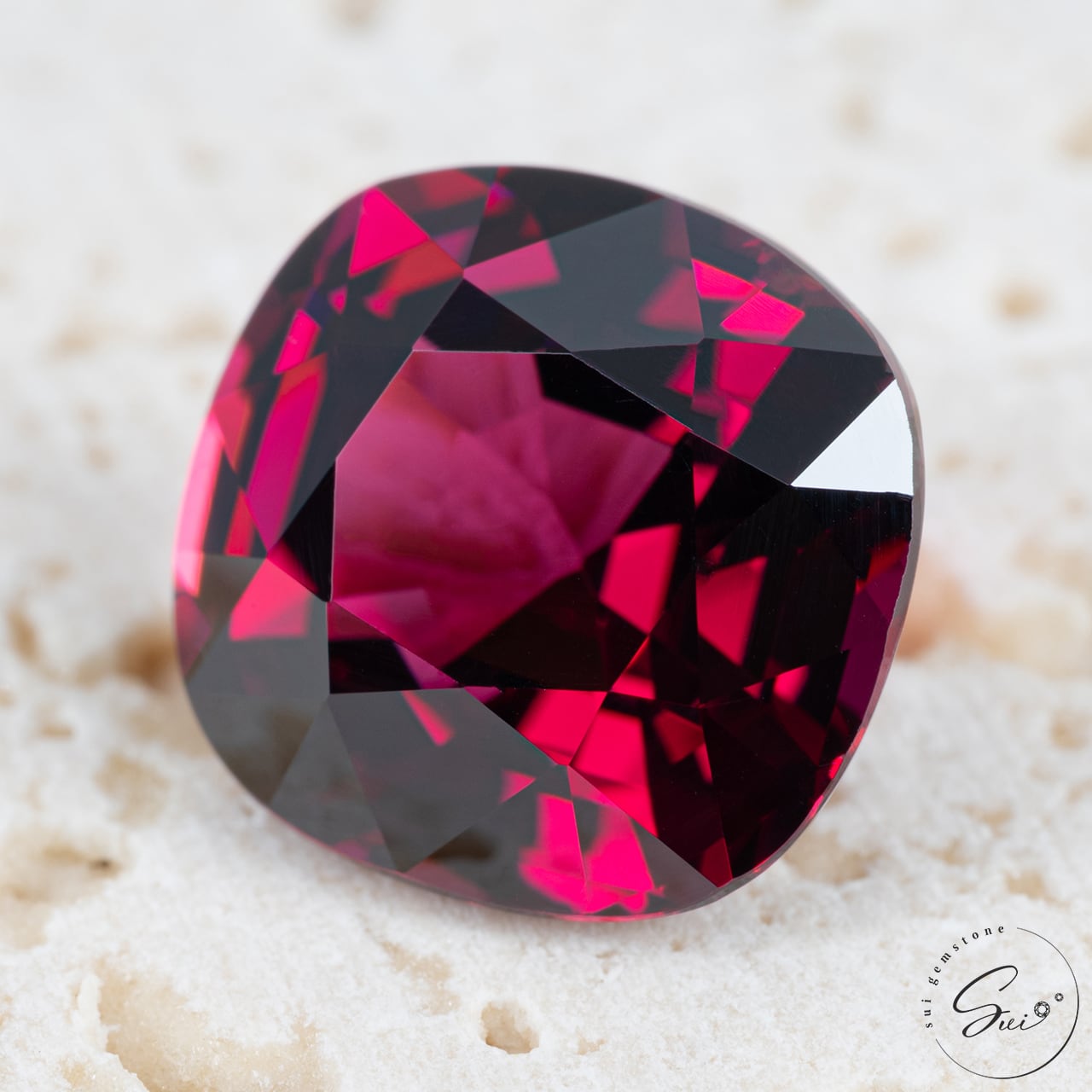 天然 ロードライトガーネット・パープリッシュレッド 4.02ct GLC簡易