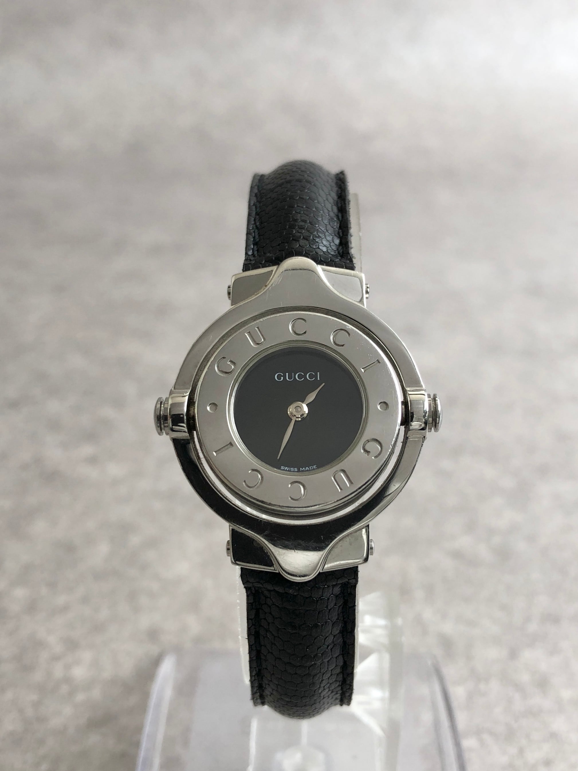 GUCCI グッチ 腕時計 シルバー×ブラック ターンフェイス 6600L vintage
