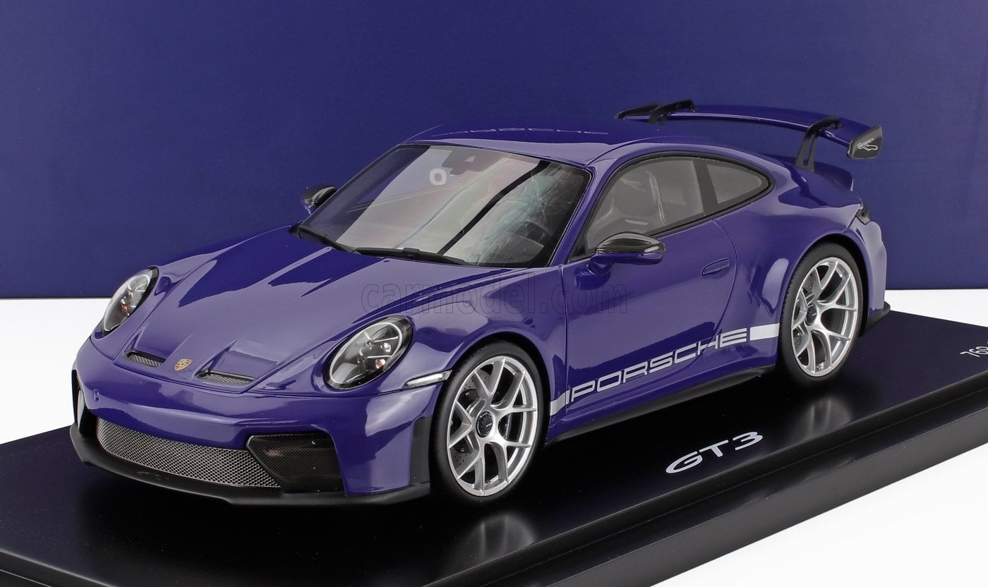 イクソ 1/43 シボレー コルベット スティングレー C2 1963 レッド
