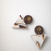 Matte : Brown Triangle