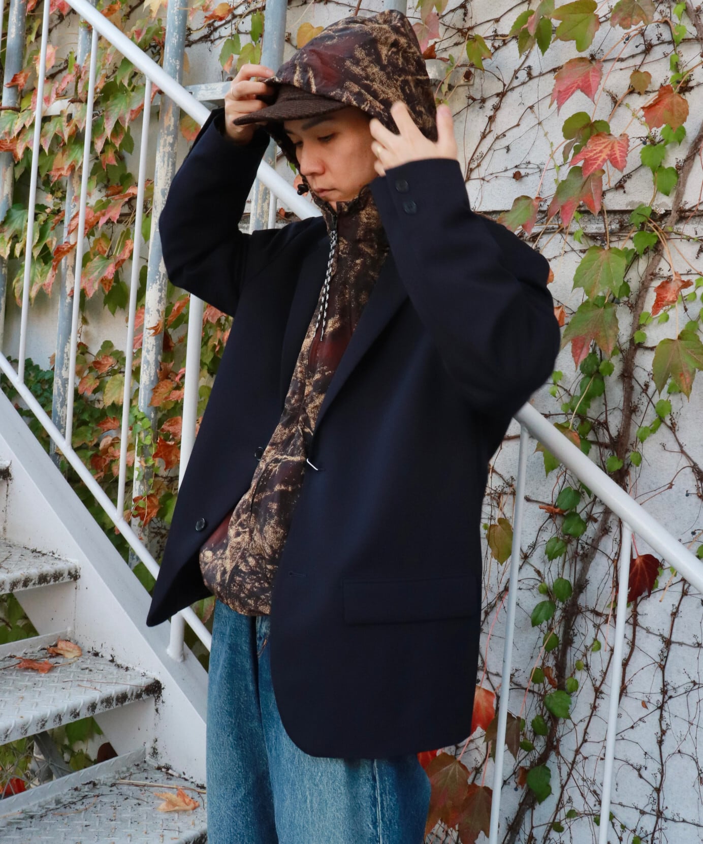 UNIVERSAL PRODUCTS. / 253-60401 WOOL 2B JACKET (NAVY