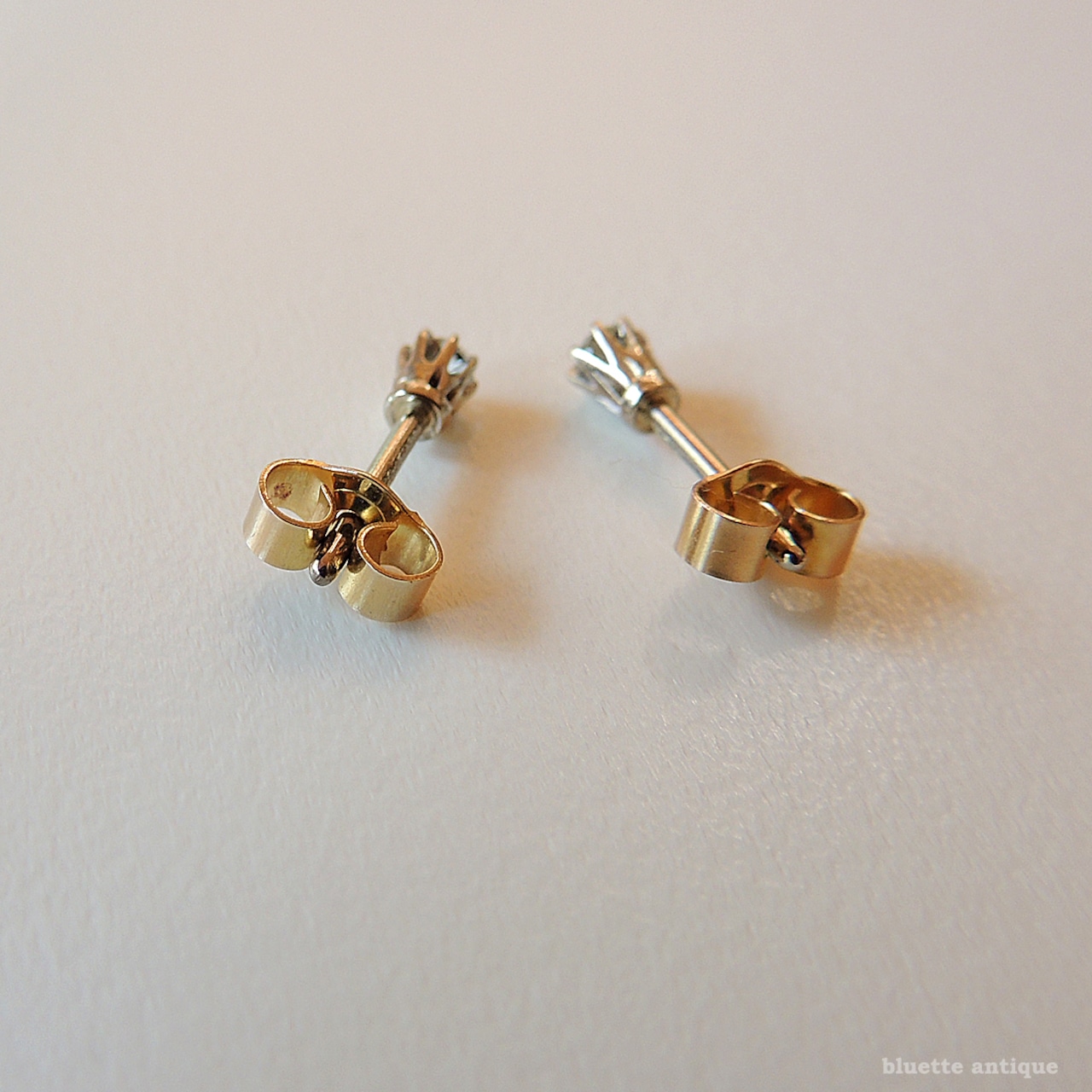 アンティークジュエリー 9ctゴールド 天然ダイヤモンド ピアス(鑑別書付)