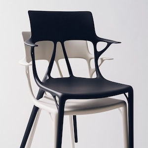 【エーアイ】　kartell カルテル