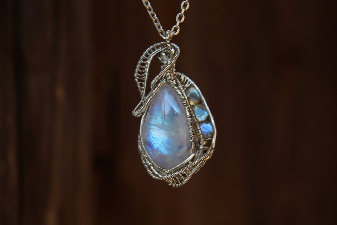 Rainbow moonstone & Labradorite silver925 wire wrapping pendant