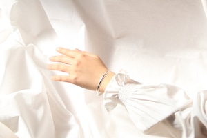 "receiving mode" simple bangle【silver】L