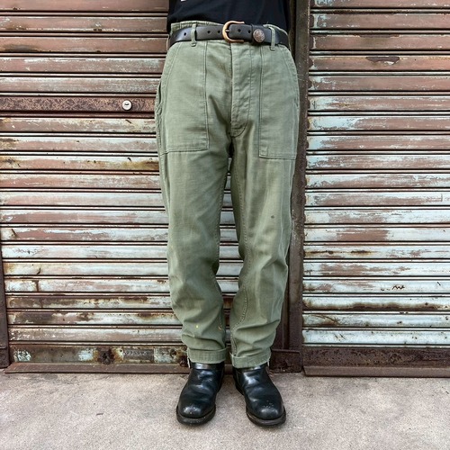 70s US Army 米軍 実物 ヴィンテージ ベイカーパンツ OG107 W34 L31 W86cm ミリタリー コットンサテン カーゴパンツ ボタンフライ 60s
