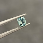 カラーチェンジジルコン 6.1x4.6mm, 0.95ct, ミャンマー産