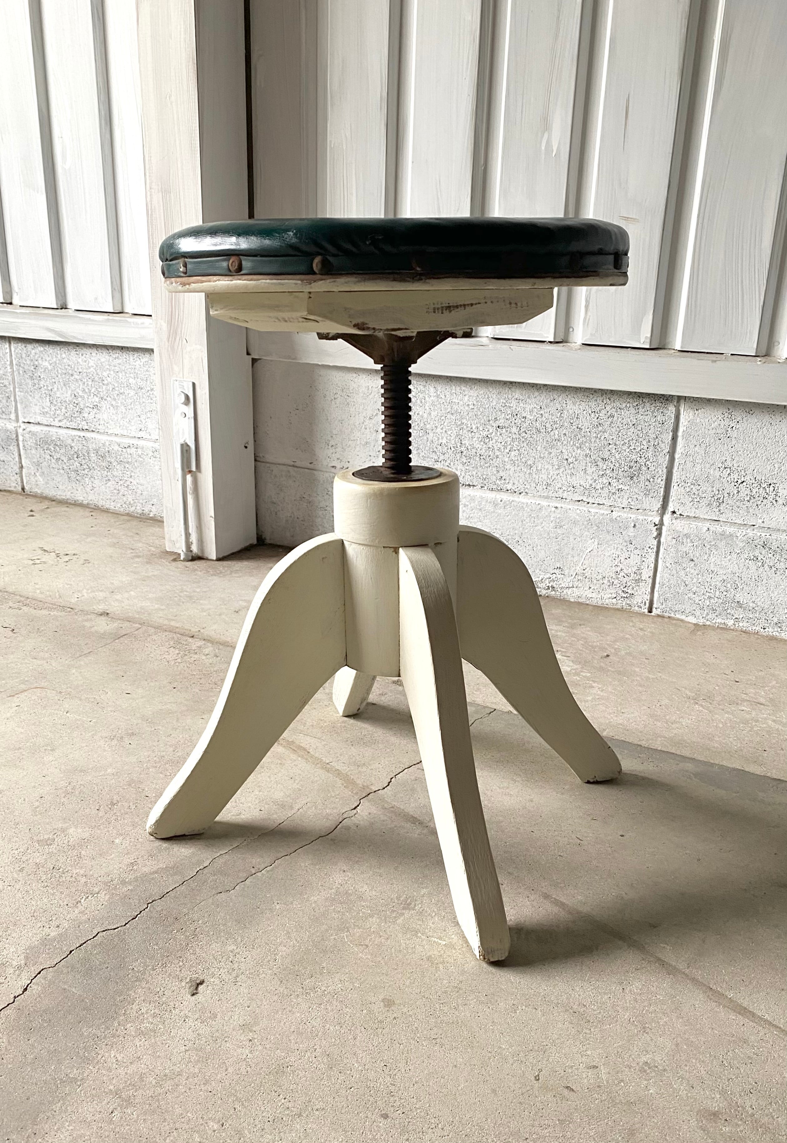 シャビーシックな回転スツール[古家具] | giraffes craft