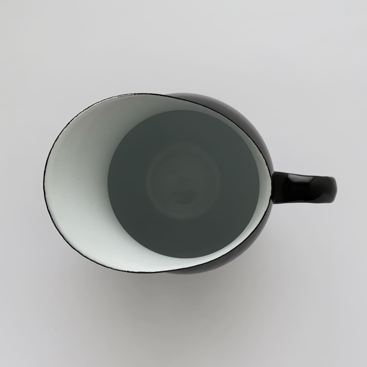 SALE】 水差し ピッチャー ホーロー製 黒 / 【SALE】 Enamel Water