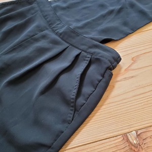 【USED】黒サロペット　M　美品