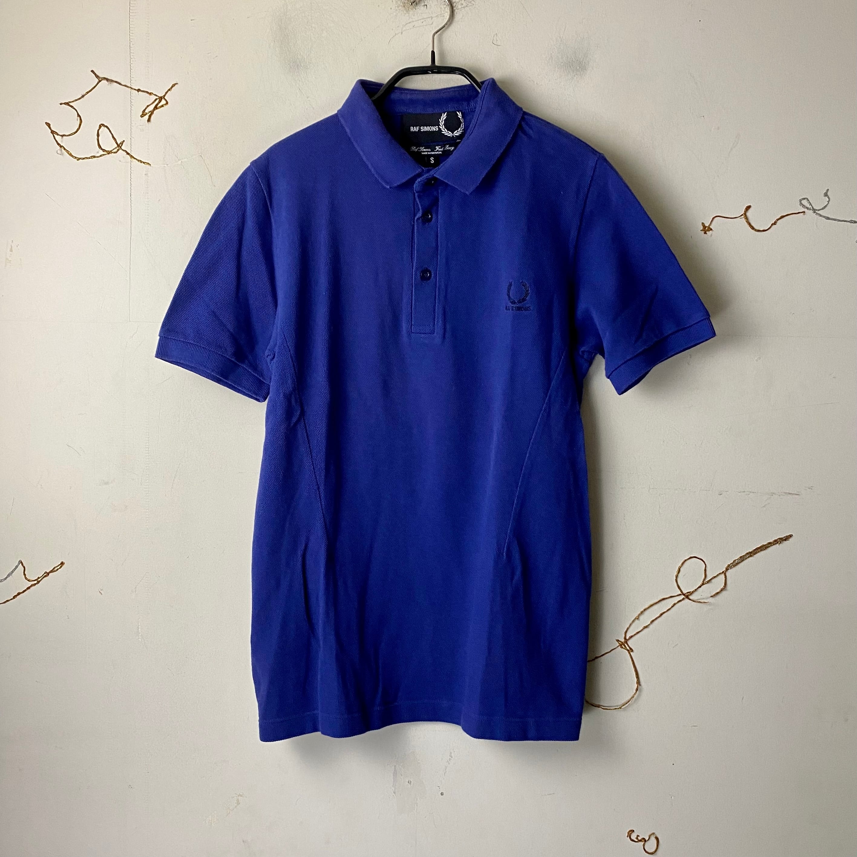 RAF SIMONS×FRED PERRY logo embroidery polo shirt | NOIR ONLINE