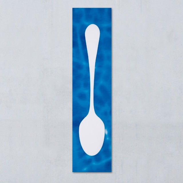 Floating spoon