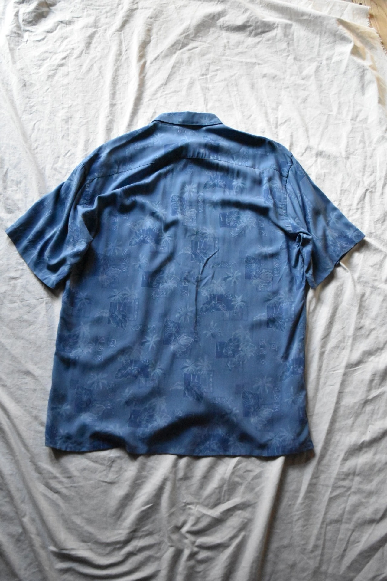 “PIERRE CARDIN” Tropical Flower Pattern Shirt