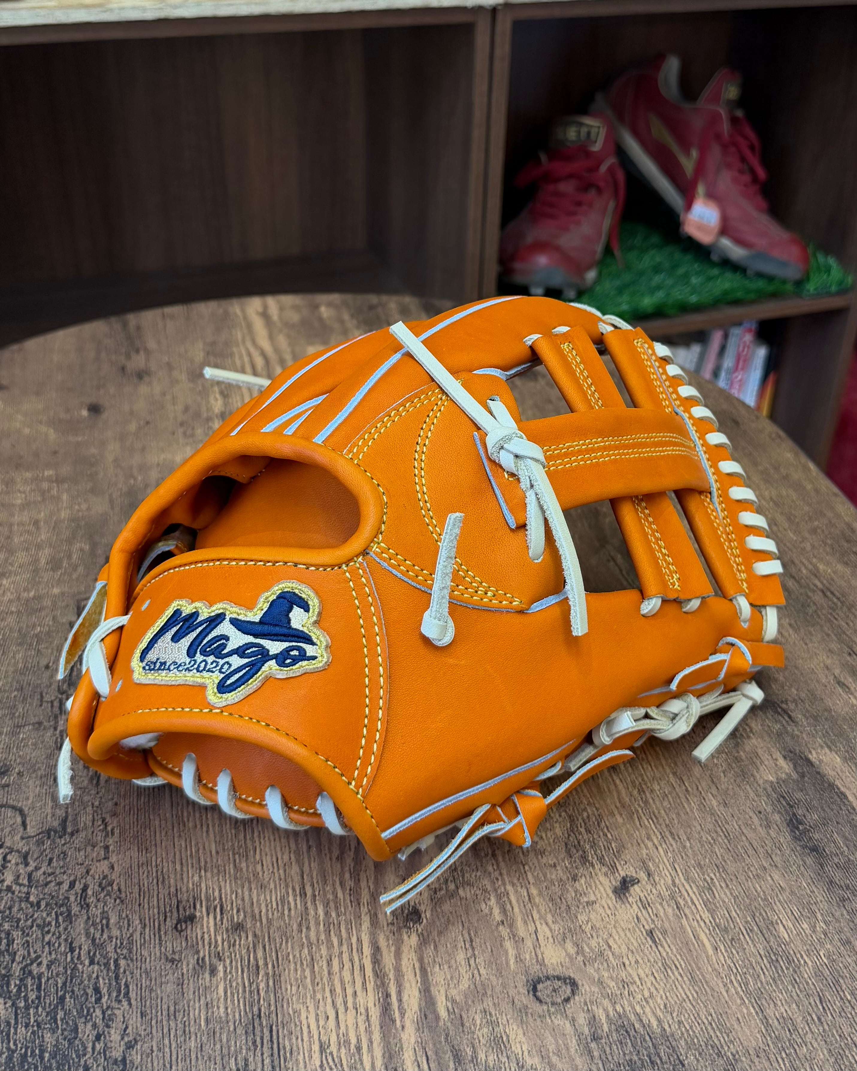 Mago_Glove