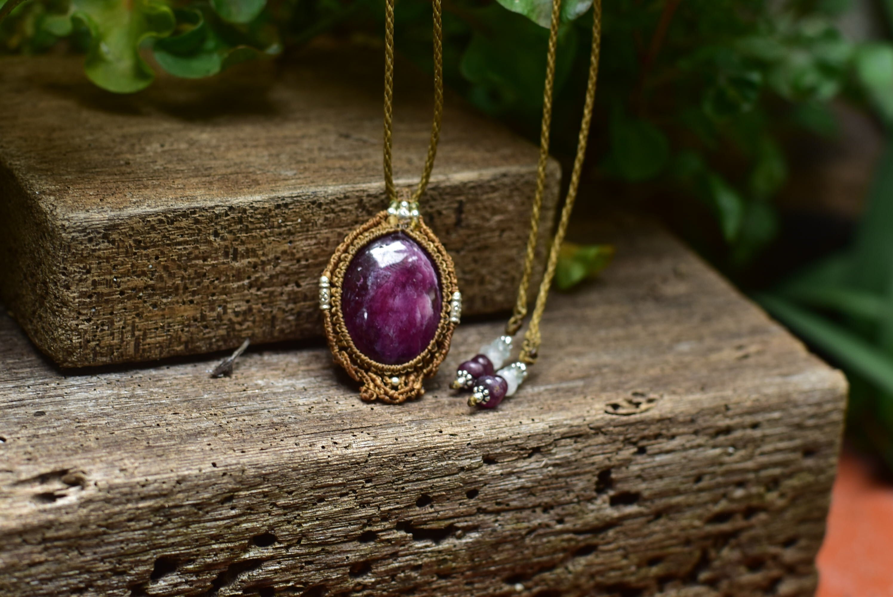 マクラメ編み アフリカン大粒ルビー