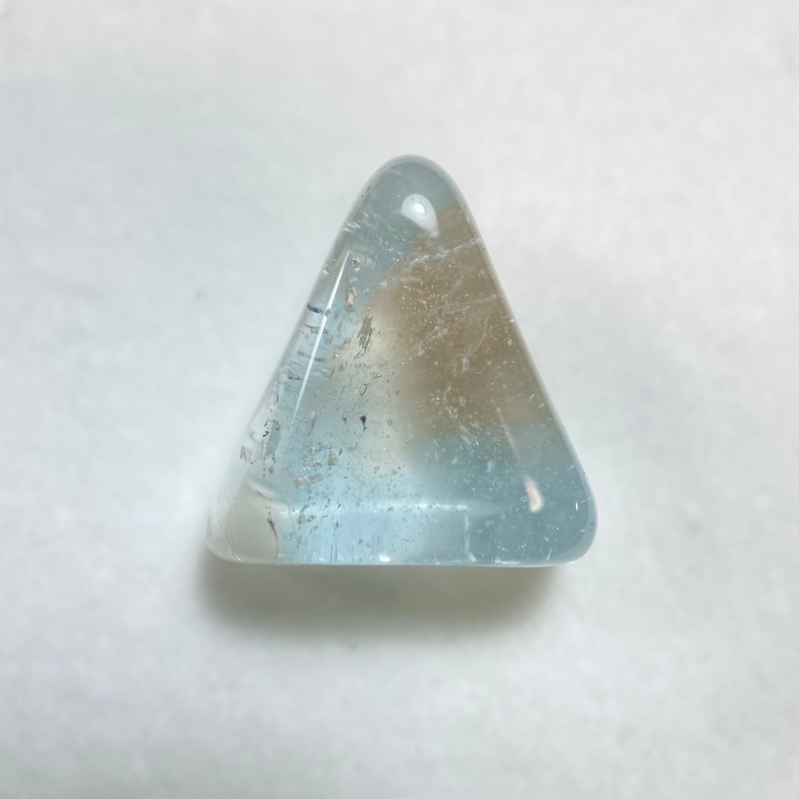 レアなバイカラートパーズ