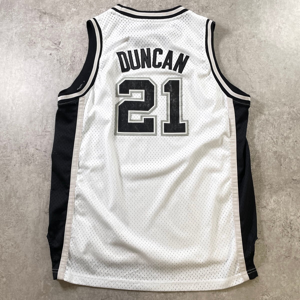 adidas NBA SAN ANTONIO SPURS ゲームシャツ メンズL 古着 サン
