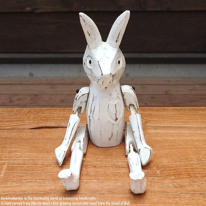 お座り うさぎさん 白 Sサイズ 手足が動かせる木彫りの動物 ウェルカム
