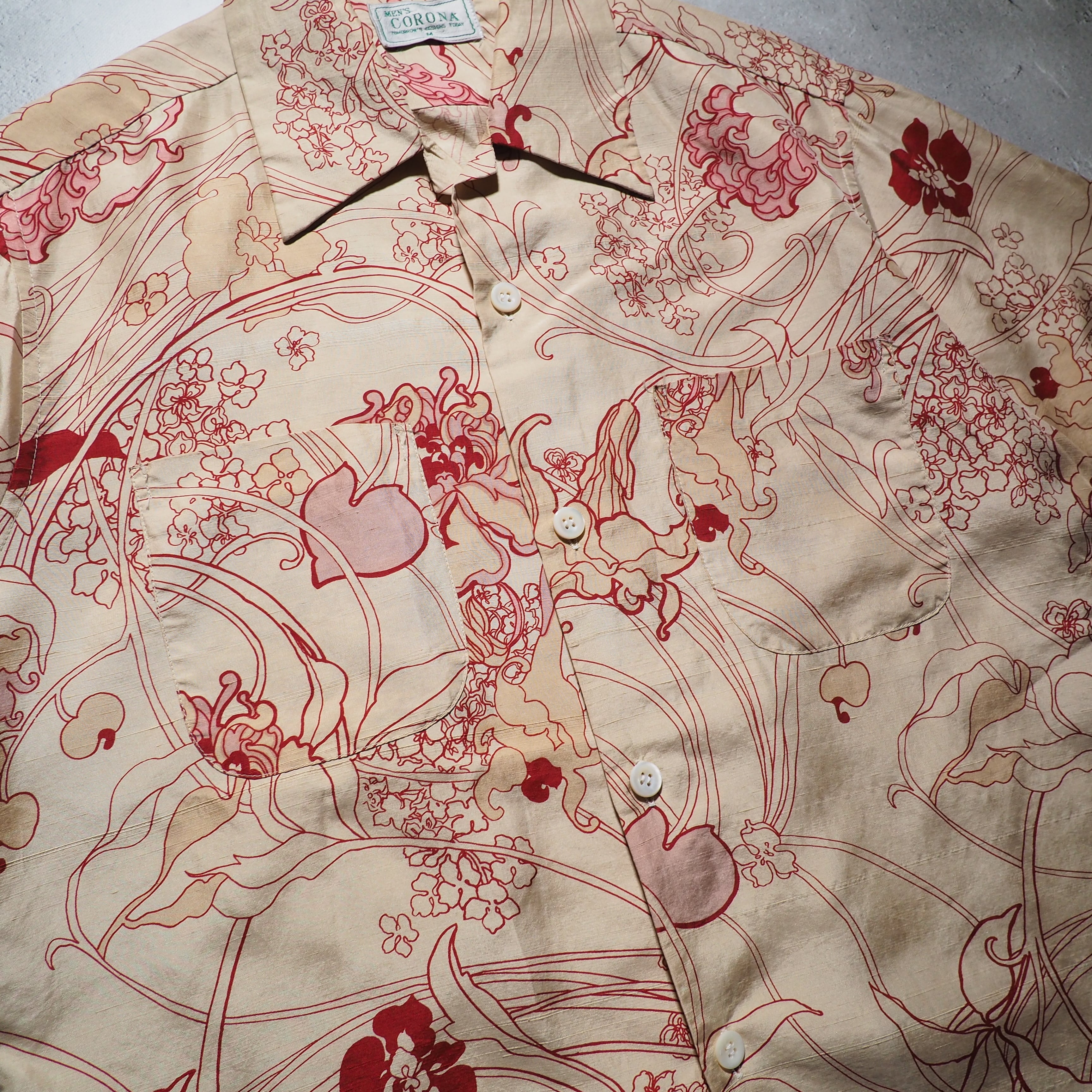 1990s Beautiful flower pattern vintage open collar SS silk shirt