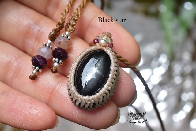 漆黒に映える星★ブラックスター マクラメペンダント bsty002