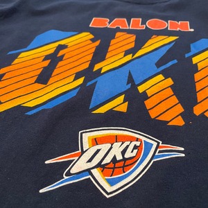 【GILDAN】NBA  バスケットボール オクラホマシティサンダー OKC Tシャツ XL ビッグロゴ us古着