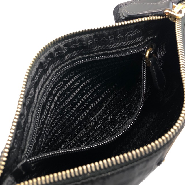 PRADA プラダ ショルダーバッグ ブラック トライアングルロゴ ナイロン コーナーレザー vintage ヴィンテージ オールド st38ni