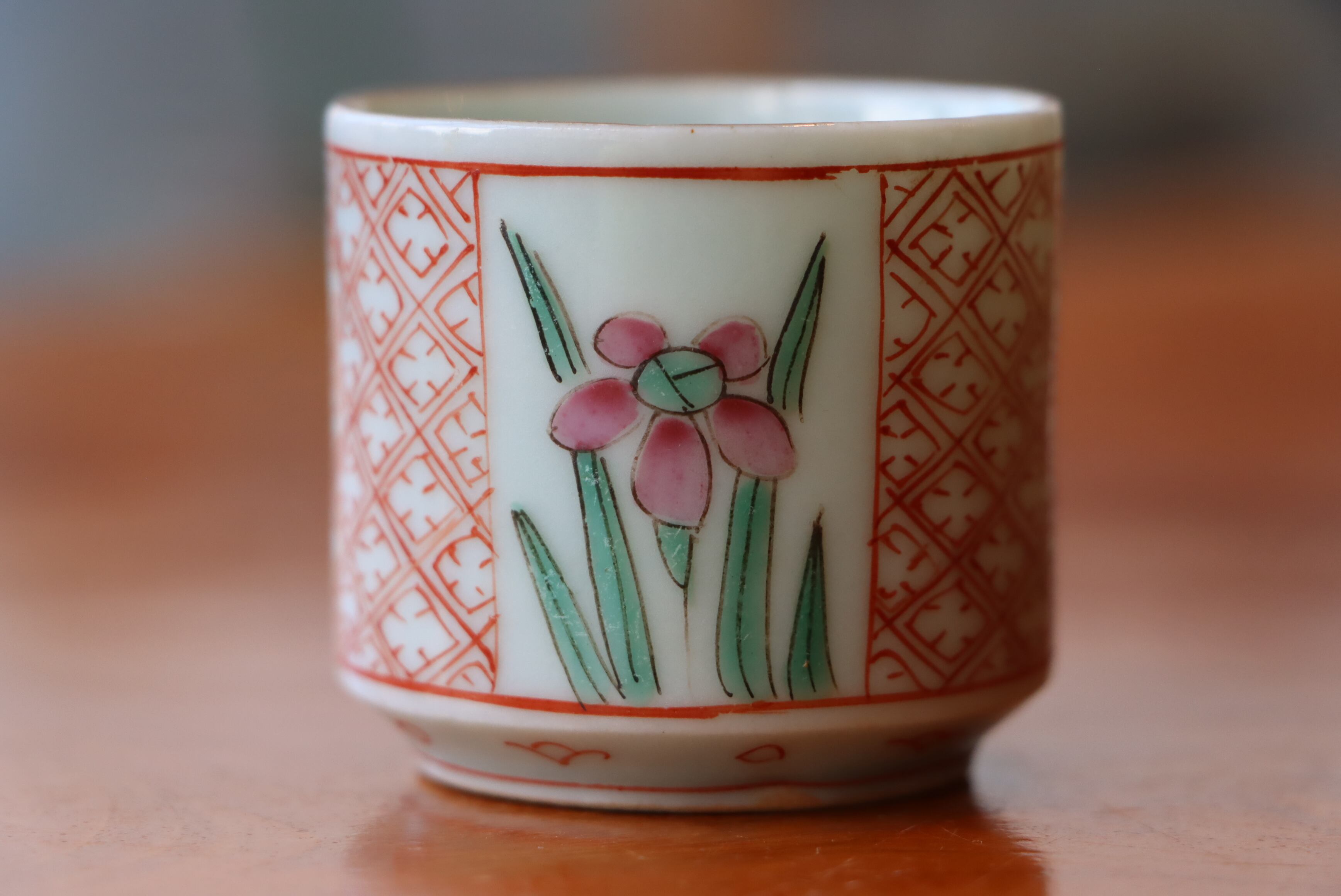 古伊万里　色絵　窓絵　岩に東屋　笹に花の図　蕎麦猪口　351AS-fbmr S-16 古伊万里 KOIMARI 色絵 草花文 蕎麦猪口 | imarimaru